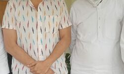 डॉक्टर यशवीर सिंह फिर से हुए रालोद में शामिल-थामा पार्टी का झंडा डॉक्टर यशवीर सिंह फिर से हुए रालोद में शामिल-थामा पार्टी का झंडा