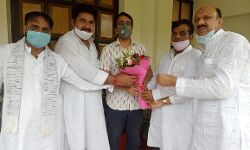 बढ रहा है कुनबा-पूर्व चेयरमैन एवं पूर्व BSP प्रत्याशी हुए RLD में शामिल बढ रहा है कुनबा-पूर्व चेयरमैन एवं पूर्व BSP प्रत्याशी हुए RLD में शामिल