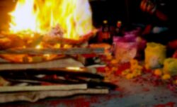 एक व्यक्ति को जलाकर मार डालने पर आरोपी तांत्रिक गिरफ्तार एक व्यक्ति को जलाकर मार डालने पर आरोपी तांत्रिक गिरफ्तार