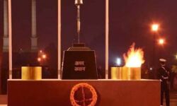 दिल्ली के बाद अब इस महानगर में भी प्रज्वलित होगी अमर जवान ज्योति दिल्ली के बाद अब इस महानगर में भी प्रज्वलित होगी अमर जवान ज्योति