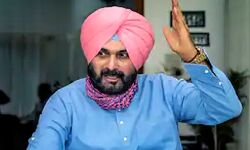 सभी पंजाबी भगत सिंह से ताकत लें, हक ते सच दी लडाई पर निकलें: सिद्धू