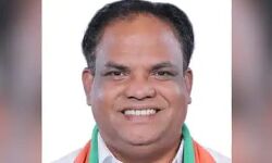 इधर सांसद केंद्र में मंत्री बने उधर मकान पर छाया ध्वस्तीकरण का साया इधर सांसद केंद्र में मंत्री बने उधर मकान पर छाया ध्वस्तीकरण का साया