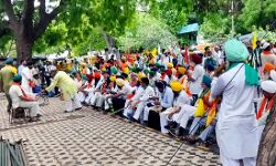 ऐसी संसद में स्पीकर और मेंबर तक सभी किसान -मुद्दा नये कृषि कानून ऐसी संसद में स्पीकर और मेंबर तक सभी किसान -मुद्दा नये कृषि कानून