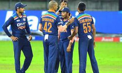 श्रीलंका ने आखिरी वनडे जीतकर खुद को क्लीन स्वीप से बचाया