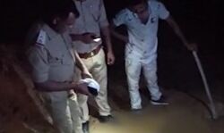 3 साल के बच्चे की बलि-महिला समेत चार ने जंगल में किया तंत्र मंत्र 3 साल के बच्चे की बलि-महिला समेत चार ने जंगल में किया तंत्र मंत्र