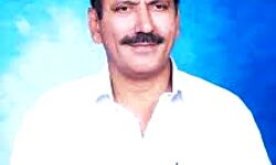 पूर्व सांसद अमीर आलम बने नवाब अजमत वक्फ बोर्ड के सचिव पूर्व सांसद अमीर आलम बने नवाब अजमत वक्फ बोर्ड के सचिव