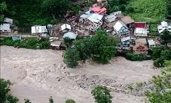 बादल फटने से चार की मौत - कई लोग लापता बादल फटने से चार की मौत - कई लोग लापता