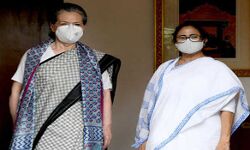 सोनिया से मिली ममता सोनिया से मिली ममता