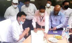 नवागत जिलाधिकारी चंद्रभूषण सिंह ने संभाला चार्ज-किया निरीक्षण नवागत जिलाधिकारी चंद्रभूषण सिंह ने संभाला चार्ज-किया निरीक्षण