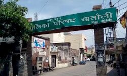 नाला सफाई को लेकर भाजपाई सफाईकर्मी आमने सामने-हुई हाथापाई