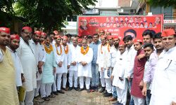 युवाओं ने लिया सपा सरकार बनवाने का संकल्प युवाओं ने लिया सपा सरकार बनवाने का संकल्प