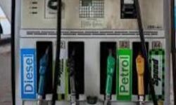 देश में पेट्रोल-डीजल के आज के दाम - क्या हुआ बदलाव? देश में पेट्रोल-डीजल के आज के दाम - क्या हुआ बदलाव?
