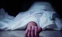 फ्लैट से आ रही थी बदबू- पड़ोसियों ने की शिकायत- लॉक तोड़ने पर मिले शव फ्लैट से आ रही थी बदबू- पड़ोसियों ने की शिकायत- लॉक तोड़ने पर मिले शव