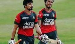 ऑस्ट्रेलिया को पांच विकेट से हरा कर बंगलादेश ने बनाई मजबूत बढ़त