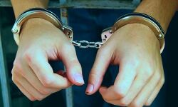 हत्या के मामले में 19 साल से फरार हत्यारोपी जौनपुर में गिरफ्तार हत्या के मामले में 19 साल से फरार हत्यारोपी जौनपुर में गिरफ्तार