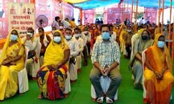 प्रधानमंत्री ने पंकज से ली उनकी खेती व जलसंरक्षण की जानकारी प्रधानमंत्री ने पंकज से ली उनकी खेती व जलसंरक्षण की जानकारी