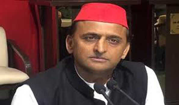 किसानो नौजवानो से वादाखिलाफी की आरोपी है भाजपा: अखिलेश किसानो नौजवानो से वादाखिलाफी की आरोपी है भाजपा: अखिलेश