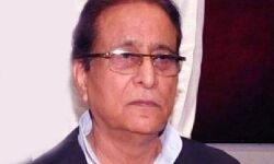 आज़म खान के स्वास्थ्य एवं रिहाई की दुआ के लिये उठे हाथ आज़म खान के स्वास्थ्य एवं रिहाई की दुआ के लिये उठे हाथ