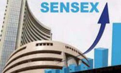शेयर बाजार में तेजी, सेंसेक्स 125 अंक और निफ्टी 20 अंक उछला शेयर बाजार में तेजी, सेंसेक्स 125 अंक और निफ्टी 20 अंक उछला