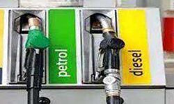 भारत में कम नही हुआ पेट्रोल का दाम, विदेशों में गिरावट भारत में कम नही हुआ पेट्रोल का दाम, विदेशों में गिरावट