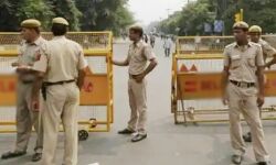 पुलिस मुठभेड़ में दो बदमाश हुए ढेर-पुलिसकर्मी भी हुए घायल पुलिस मुठभेड़ में दो बदमाश हुए ढेर-पुलिसकर्मी भी हुए घायल