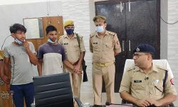 सर्राफा कारोबारी से लूट के दो आरोपी गिरफ्तार-लाखों के जेवरात बरामद सर्राफा कारोबारी से लूट के दो आरोपी गिरफ्तार-लाखों के जेवरात बरामद