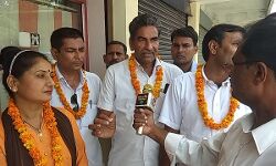 नागरिक अधिकार मंच ने किया प्रदर्शन-प्रदर्शित हो जनसूचना अधिकारी के नाम नागरिक अधिकार मंच ने किया प्रदर्शन-प्रदर्शित हो जनसूचना अधिकारी के नाम