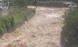 भारी बारिश: 10.20 लाख लोगों को सुरक्षित स्थानों पर पहुंचाने के आदेश भारी बारिश: 10.20 लाख लोगों को सुरक्षित स्थानों पर पहुंचाने के आदेश