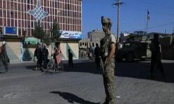 तालिबान के काबुल पर हमले तेज, स्थिति नियंत्रण से बाहर तालिबान के काबुल पर हमले तेज, स्थिति नियंत्रण से बाहर