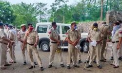 रेपिस्ट और हत्यारोपी की गिरफ्तारी में लगी 700 पुलिसकर्मियों की फौज