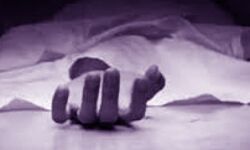 झंडा लगाते स्कूली छात्र की मौत - दो अन्य घायल झंडा लगाते स्कूली छात्र की मौत - दो अन्य घायल