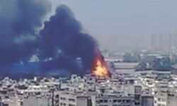 केमिकल फैक्ट्री में लगी भीषण आग-दूर तक दिखाई दी लपटें केमिकल फैक्ट्री में लगी भीषण आग-दूर तक दिखाई दी लपटें