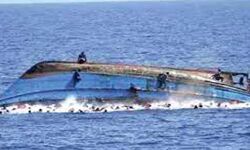 नाव हादसा, महिला समेत पांच की डूबने से मौत नाव हादसा, महिला समेत पांच की डूबने से मौत