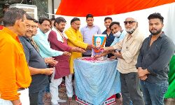 मनीष चौधरी ने पूर्व PM अटलबिहारी वाजपेयी को पुण्यतिथि पर किया नमन मनीष चौधरी ने पूर्व PM अटलबिहारी वाजपेयी को पुण्यतिथि पर किया नमन