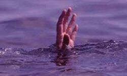 कुएं में डूबने से दो लोगों की मौत