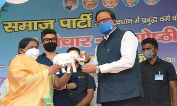 भाजपा ने उड़ाया है धर्म के नाम पर आस्था का मजाक- मिश्र
