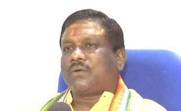 SDM को जूते मारने की धमकी- MLA ने बताई साजिश- करूंगा CM से बात