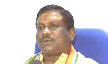 SDM को जूते मारने की धमकी- MLA ने बताई साजिश- करूंगा CM से बात