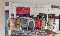 पलक झपकते ही झपट लेते थे मोबाइल-हुआ जखीरा बरामद पलक झपकते ही झपट लेते थे मोबाइल-हुआ जखीरा बरामद