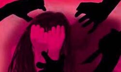 मजदूर की बच्ची के साथ दरिंदे ने किया दुष्कर्म- भुगतना पड़ा अंजाम मजदूर की बच्ची के साथ दरिंदे ने किया दुष्कर्म- भुगतना पड़ा अंजाम