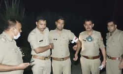 हाईवे पर लिफ्ट देकर लोगों को लूटने वाले दो लुटेरे मुठभेड़ में गिरफ्तार हाईवे पर लिफ्ट देकर लोगों को लूटने वाले दो लुटेरे मुठभेड़ में गिरफ्तार