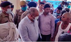 हुआ खुलासा-जहरीली शराब से हुई थी 10 मौत-3 थाना प्रभारी समेत 9 सस्पेंड हुआ खुलासा-जहरीली शराब से हुई थी 10 मौत-3 थाना प्रभारी समेत 9 सस्पेंड