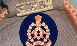 अनुशासनहीनता के आरोप में पुलिस उपायुक्त हटाये गये अनुशासनहीनता के आरोप में पुलिस उपायुक्त हटाये गये