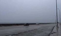 तूफान का असर, 10 हजार से अधिक लोगों को निकाला गया तूफान का असर, 10 हजार से अधिक लोगों को निकाला गया