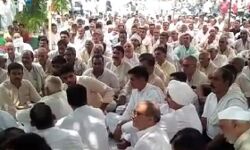 रालोद का कलेक्ट्रेट में धावा-महंगाई पर बिफरे-सरकार पर बोला हल्ला