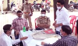 कमिश्नर ने डीएम और एसएसपी के साथ सुनी समस्याएं-दिये निदान के निर्देश