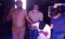 एनकाउंटर के बाद चेन स्नेचर गिरफ्तार-सोने के जेवरात बरामद एनकाउंटर के बाद चेन स्नेचर गिरफ्तार-सोने के जेवरात बरामद