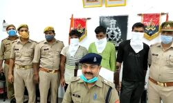 बदमाशों के कब्जे से मिला बाइकों का जखीरा- तीन गिरफ्तार बदमाशों के कब्जे से मिला बाइकों का जखीरा- तीन गिरफ्तार