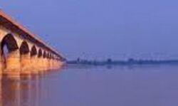 युवा व्यापारी ने नदी के पुल से कूदकर किया सुसाइड-छानबीन में जुटी पुलिस युवा व्यापारी ने नदी के पुल से कूदकर किया सुसाइड-छानबीन में जुटी पुलिस