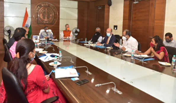 भारत में इंडस्ट्रियल हब की तरह विकसित हो रहा है UP- मुख्य सचिव भारत में इंडस्ट्रियल हब की तरह विकसित हो रहा है UP- मुख्य सचिव